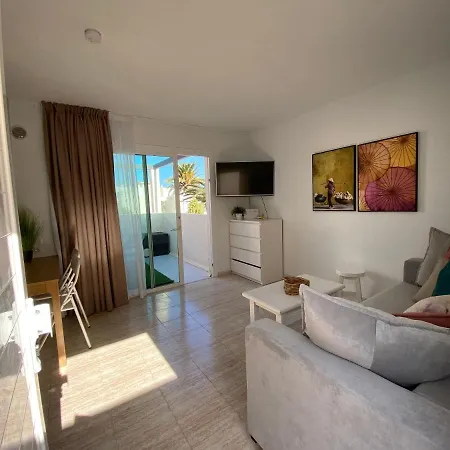 Apartment La Marina